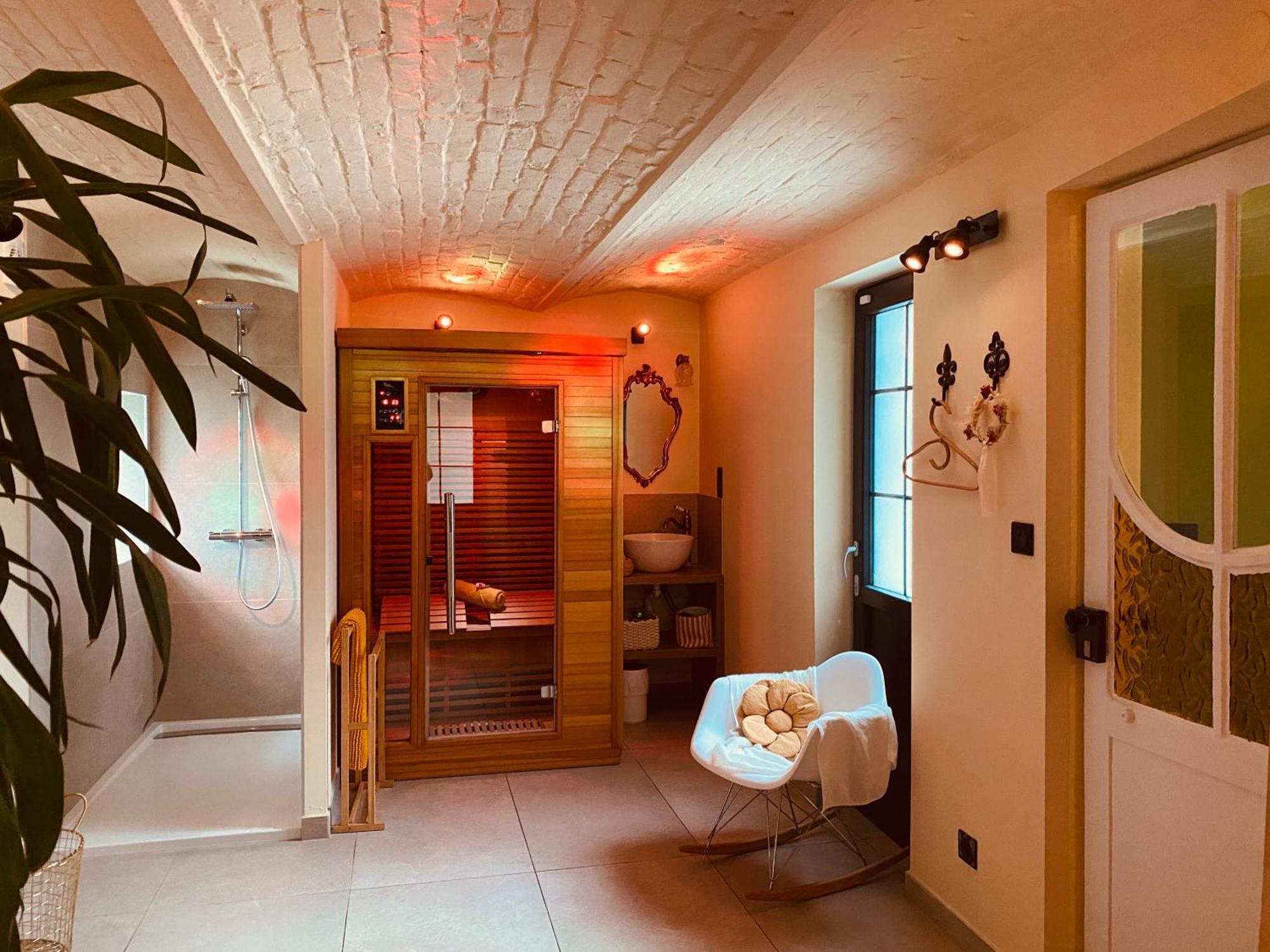 La Villa Des Roses - Suite & Spa Lys-lez-Lannoy Kültér fotó